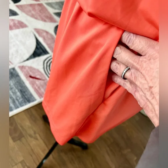 bebe Halter Romper - Picture 4 of 9